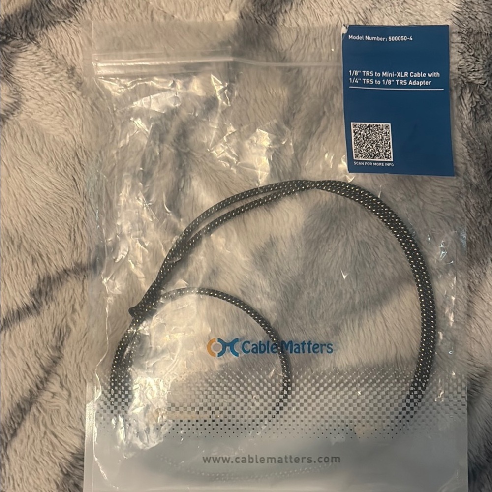 Cable Matters Mini-XLR Cable. Adapter new